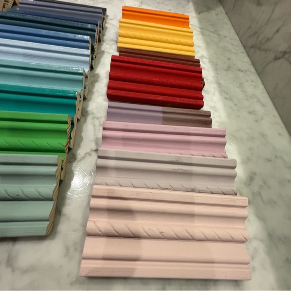 Annie Sloan Chalk Paint Color Samples - set of 30 - Picture 3 of 7
